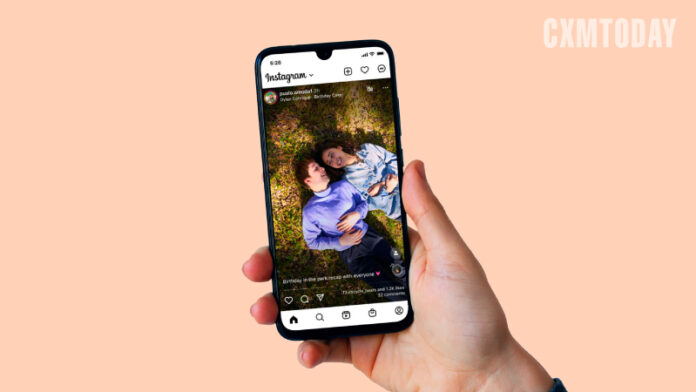 Instagram-is-testing-a-TikTok-like-full-screen-feed